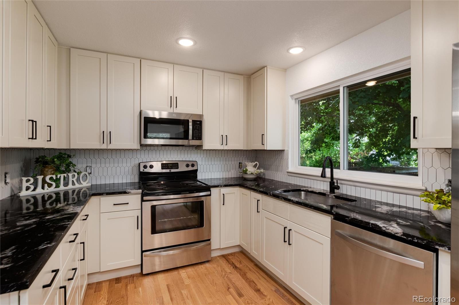 MLS Image #4 for 8543  redstone street,highlands ranch, Colorado