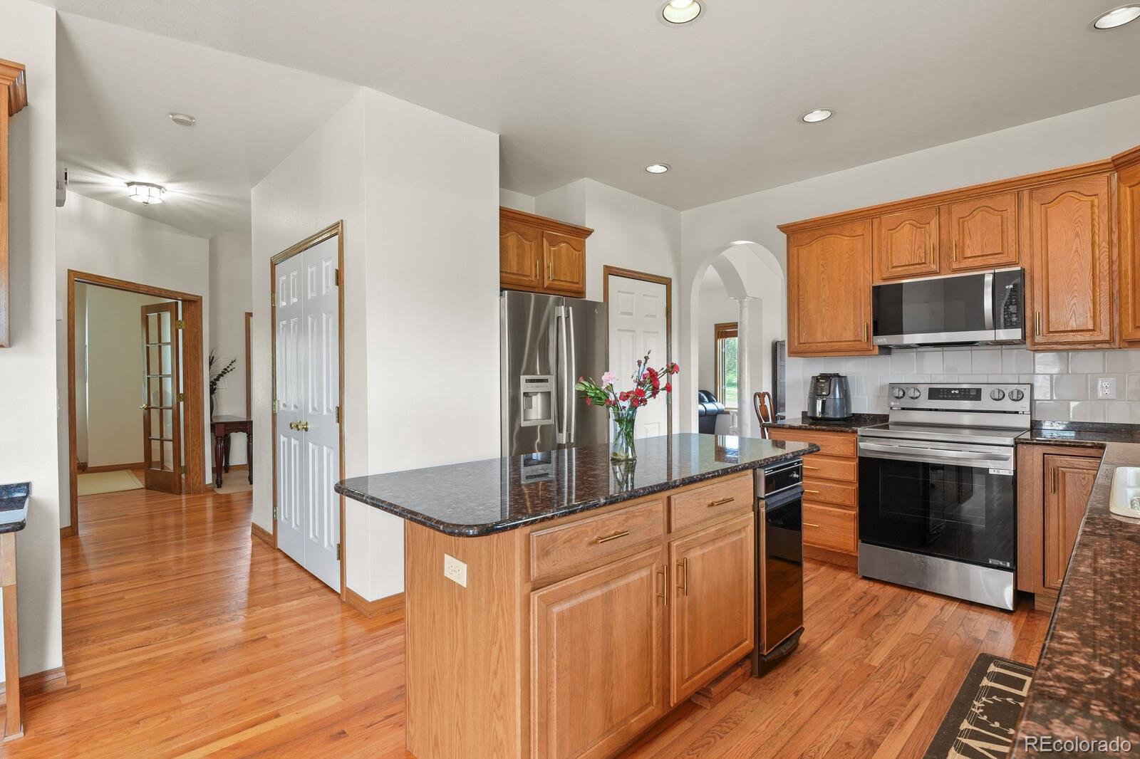 MLS Image #16 for 937  caribou drive,monument, Colorado