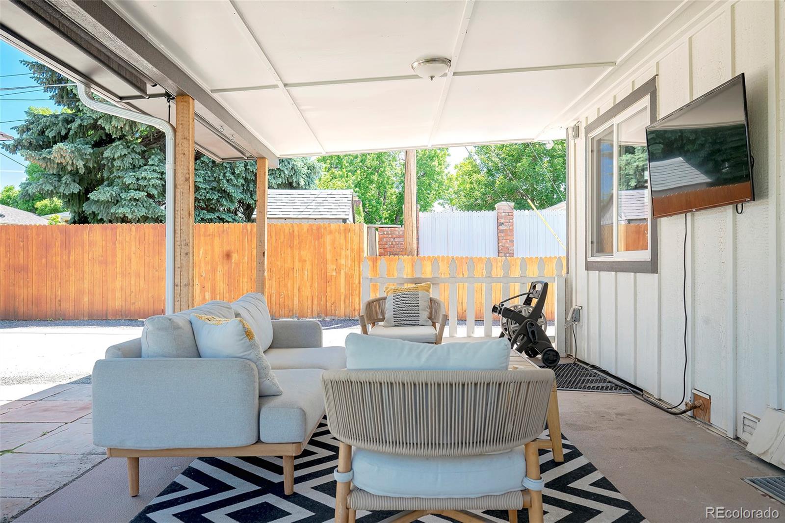 MLS Image #25 for 1650 s holly street,denver, Colorado