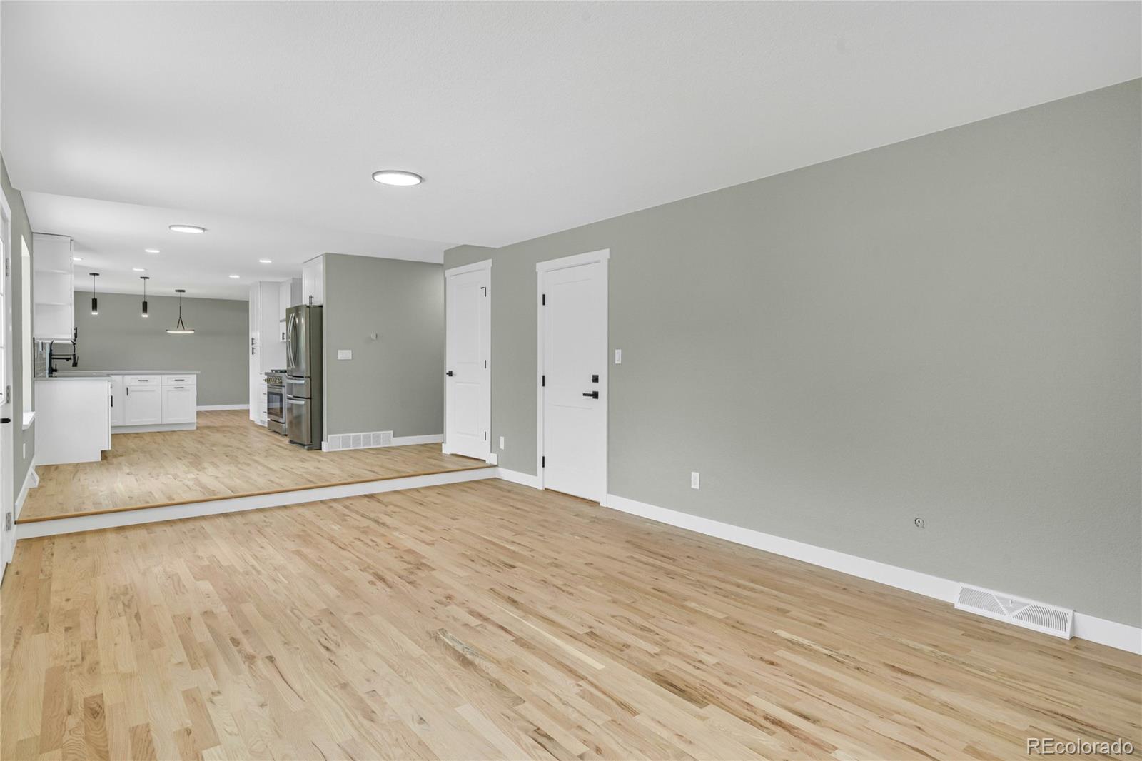 MLS Image #13 for 2122 s zephyr street,lakewood, Colorado