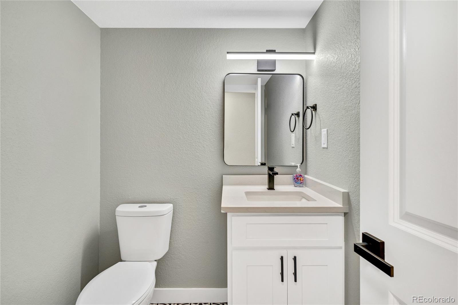 MLS Image #15 for 2122 s zephyr street,lakewood, Colorado