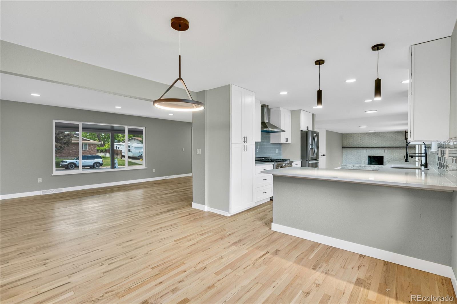 MLS Image #4 for 2122 s zephyr street,lakewood, Colorado