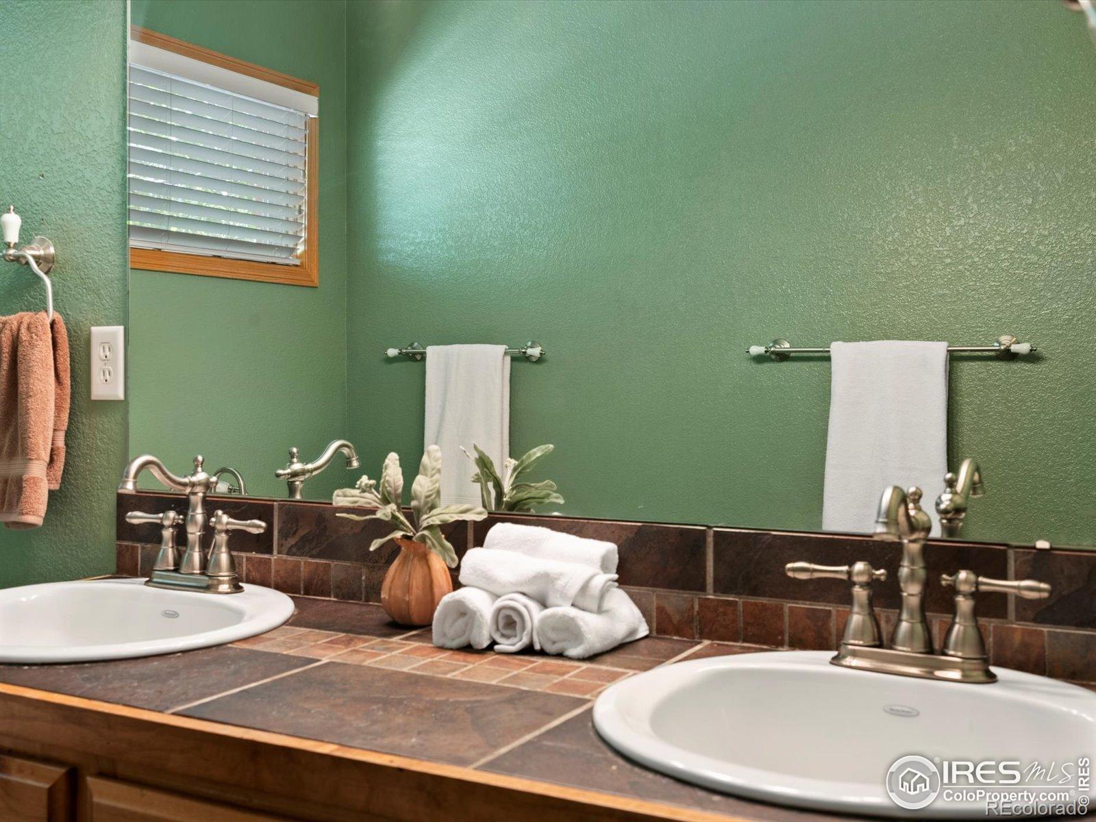 MLS Image #17 for 101 se 2nd street,berthoud, Colorado