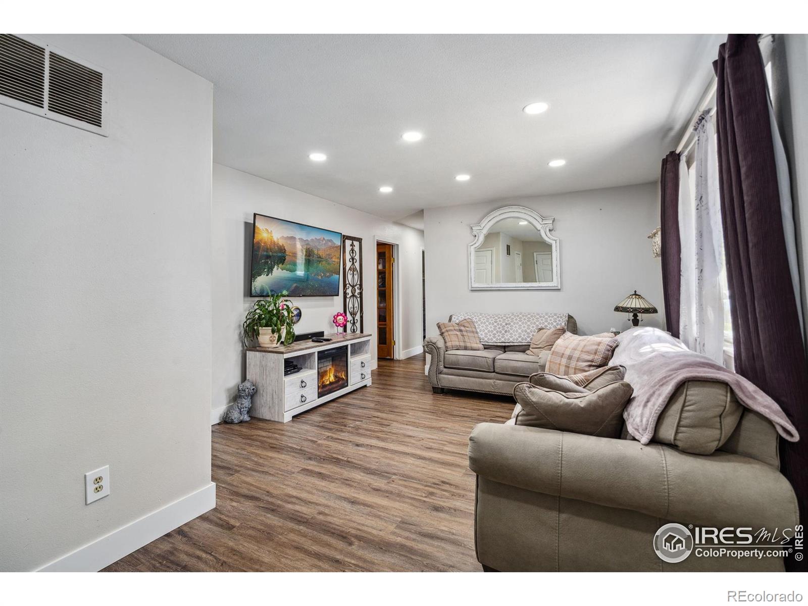 MLS Image #3 for 3409  post road,laporte, Colorado