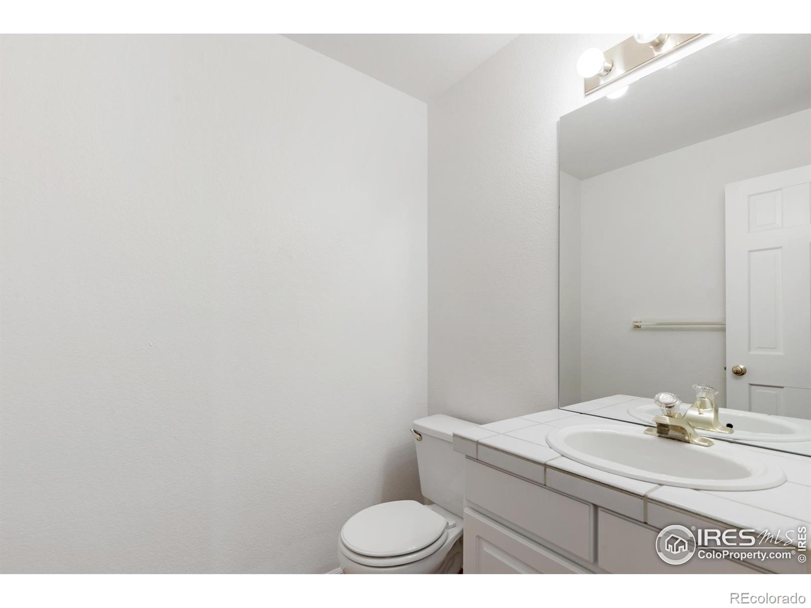 MLS Image #23 for 2982 w long drive,littleton, Colorado