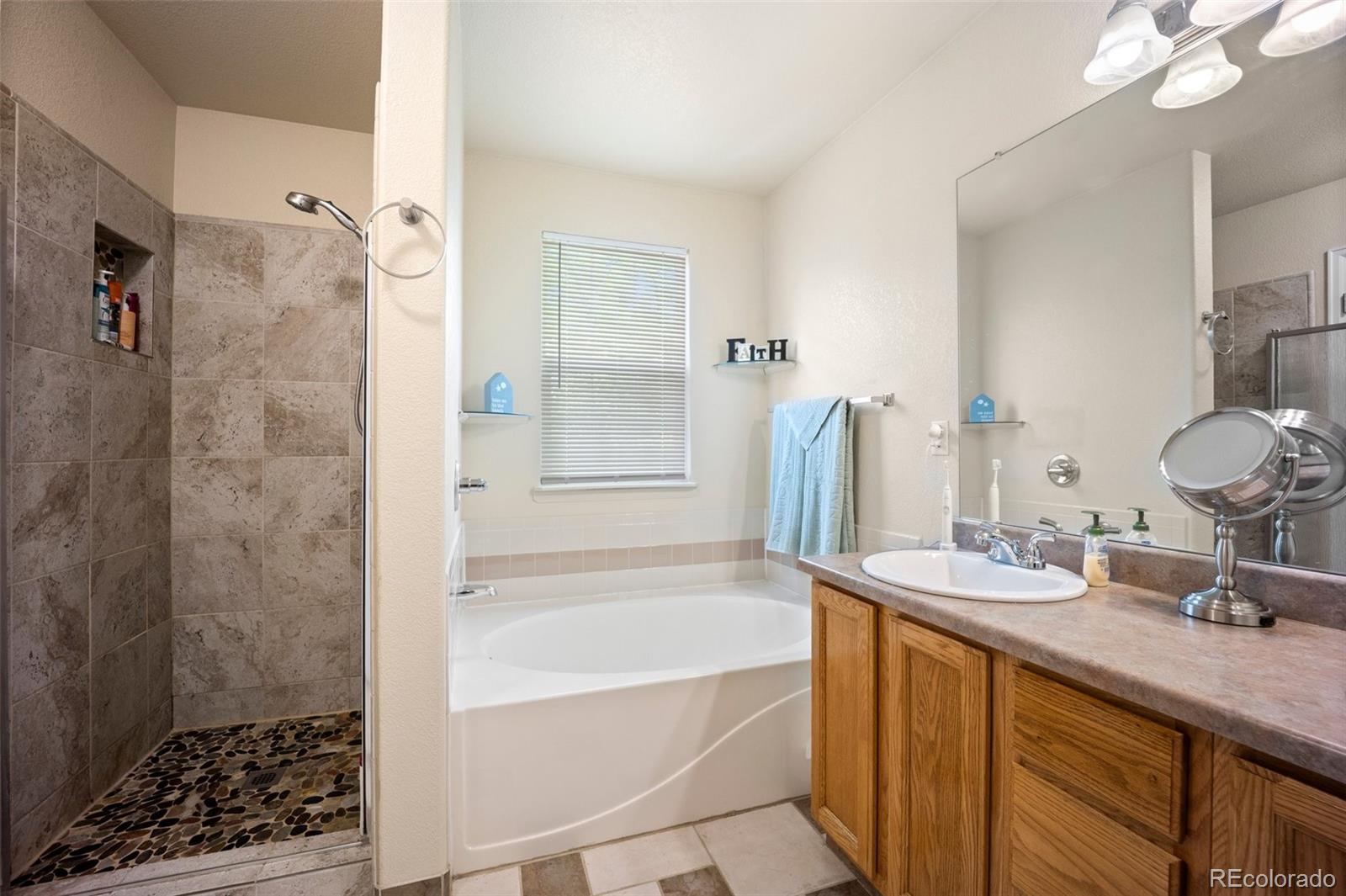 MLS Image #18 for 4982 s danube street,aurora, Colorado