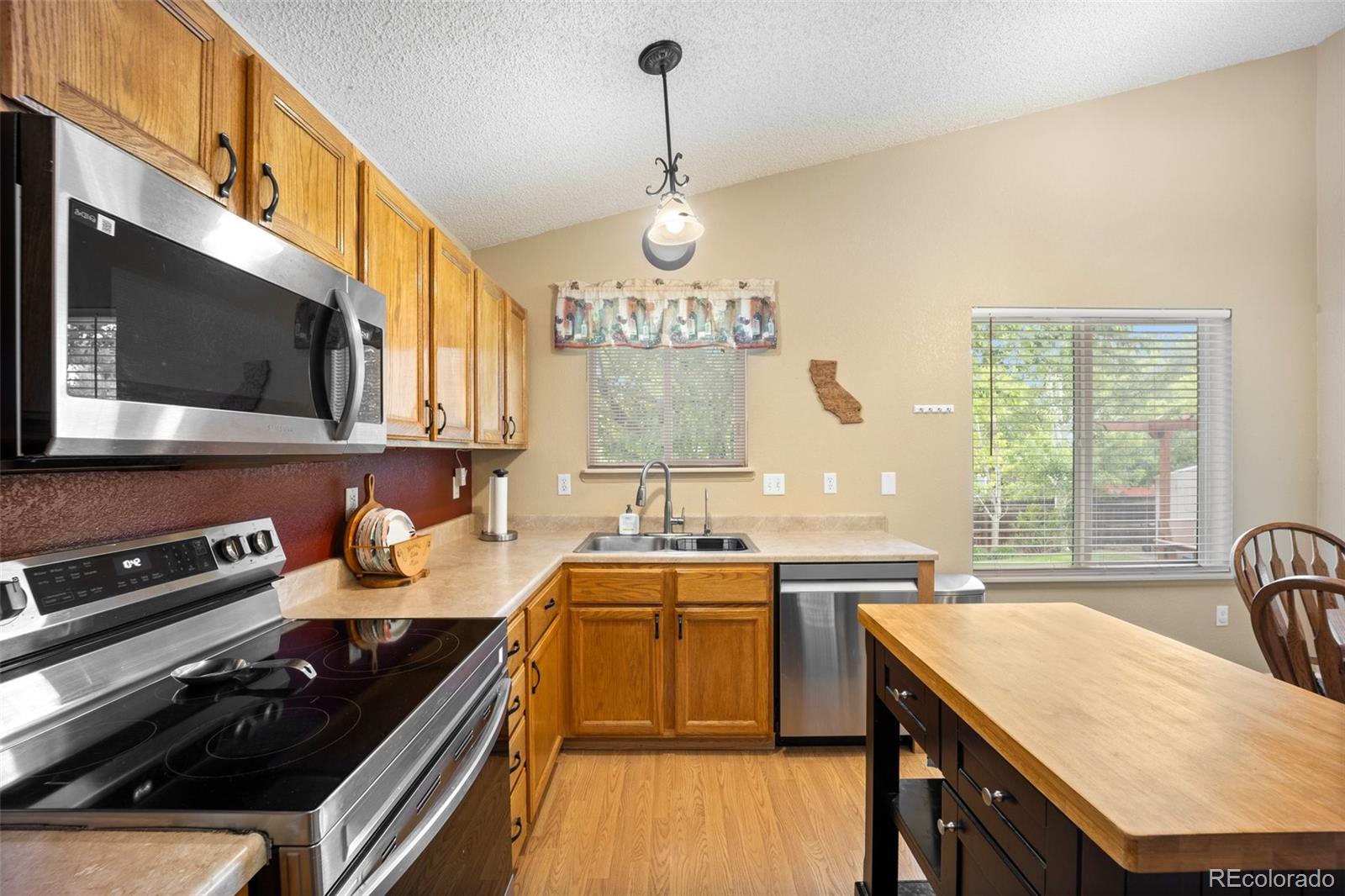 MLS Image #5 for 4982 s danube street,aurora, Colorado