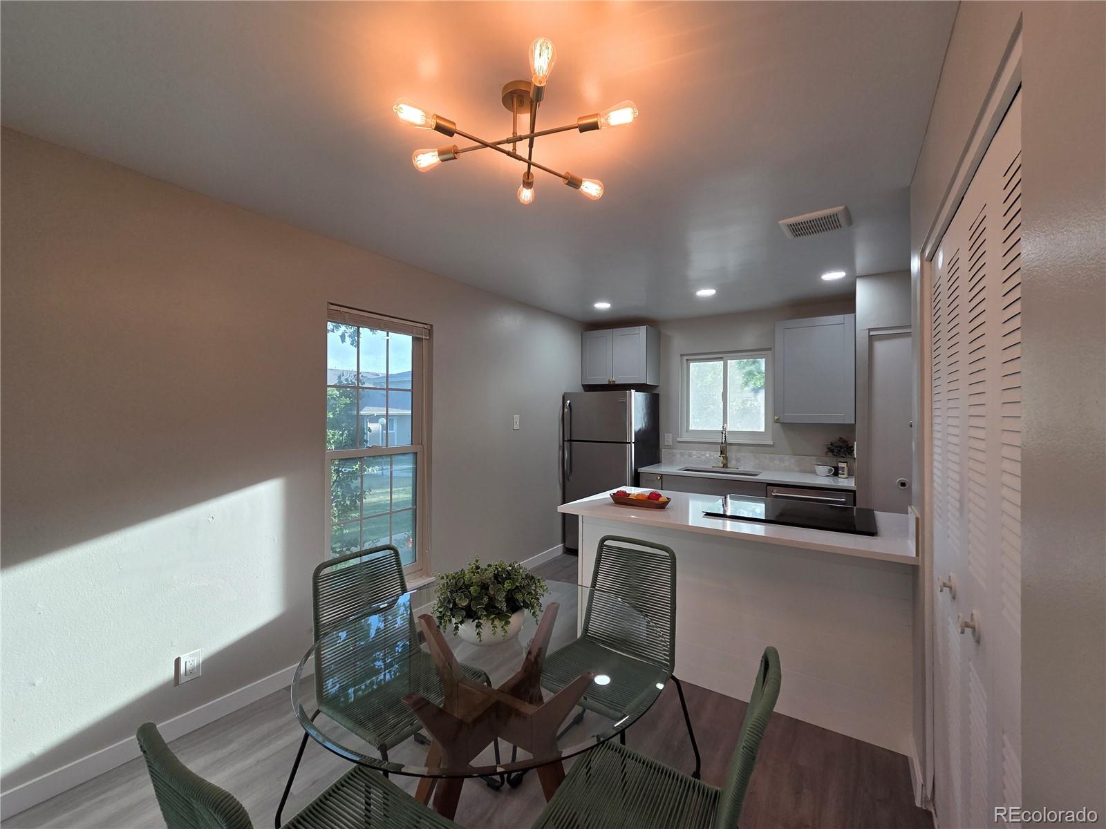 MLS Image #6 for 1250 s monaco parkway 17,denver, Colorado