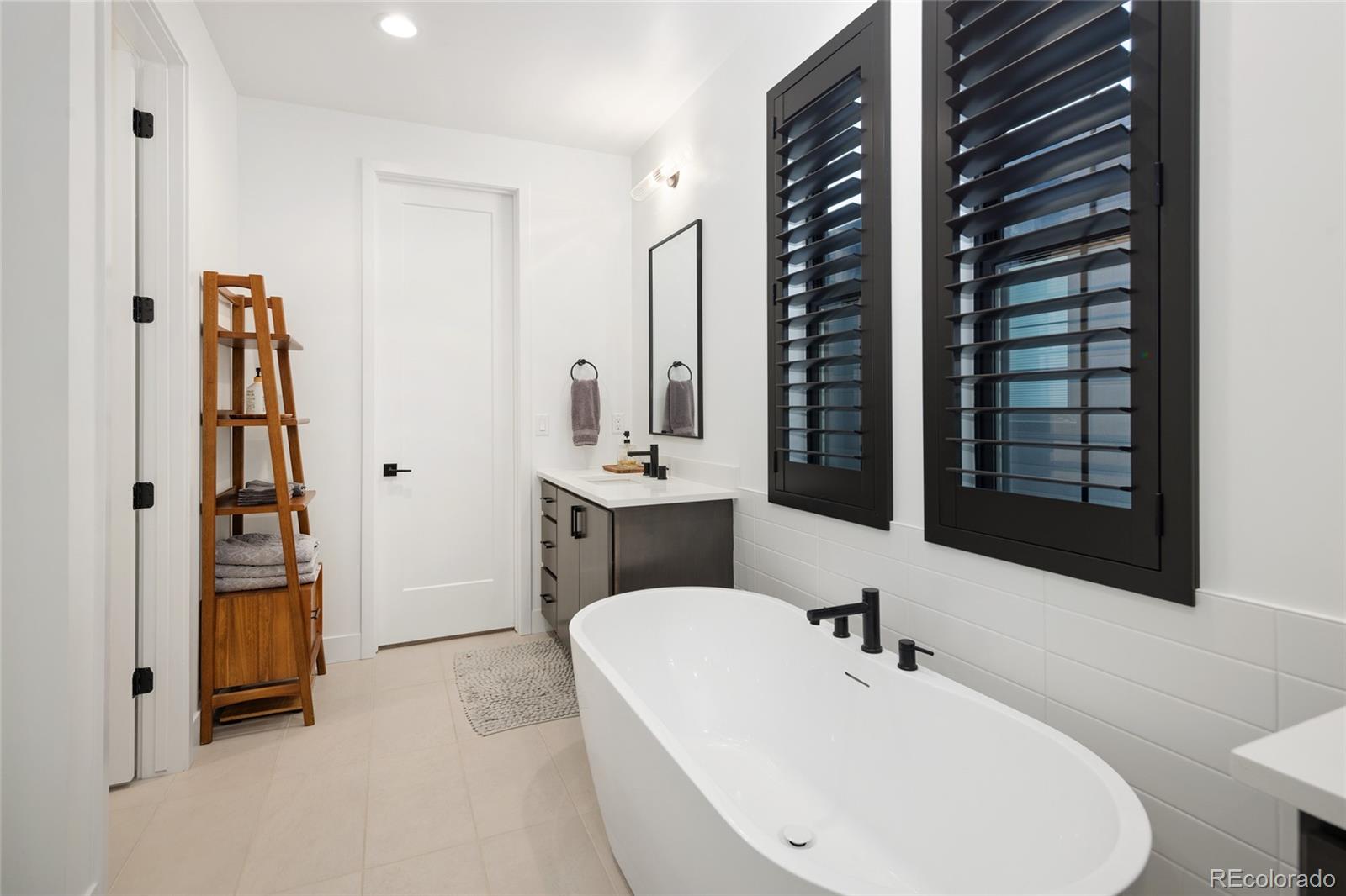 MLS Image #27 for 3149 w 35th avenue,denver, Colorado