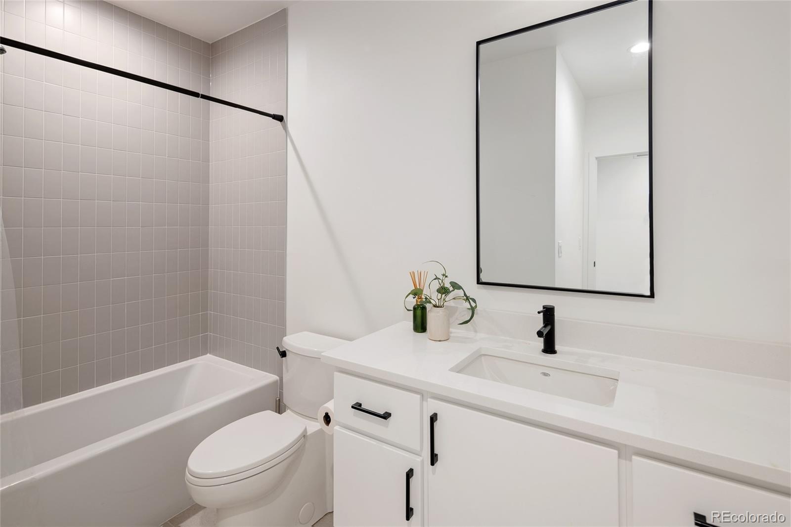 MLS Image #37 for 3149 w 35th avenue,denver, Colorado
