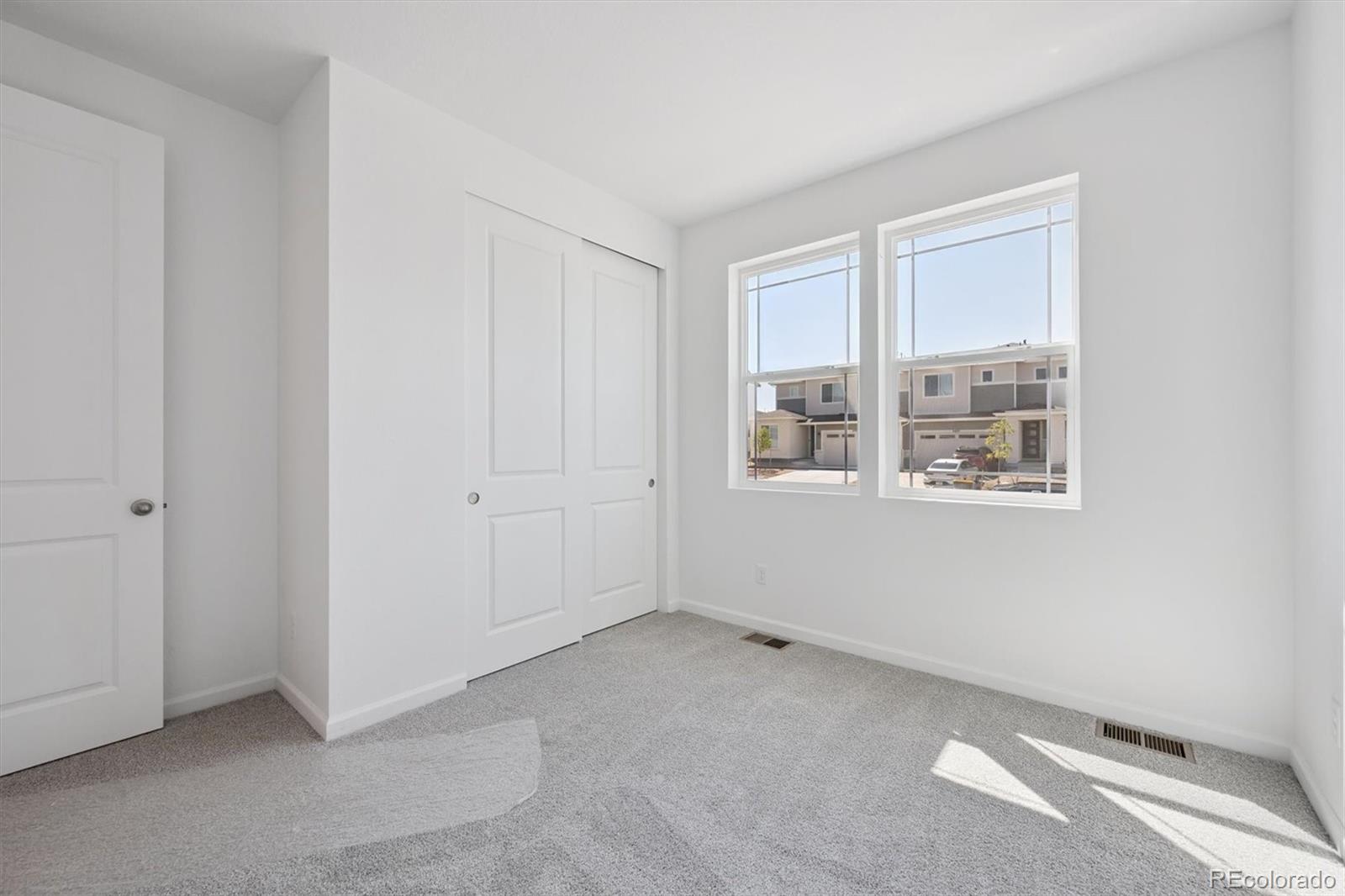 MLS Image #4 for 6606 n nepal street,aurora, Colorado