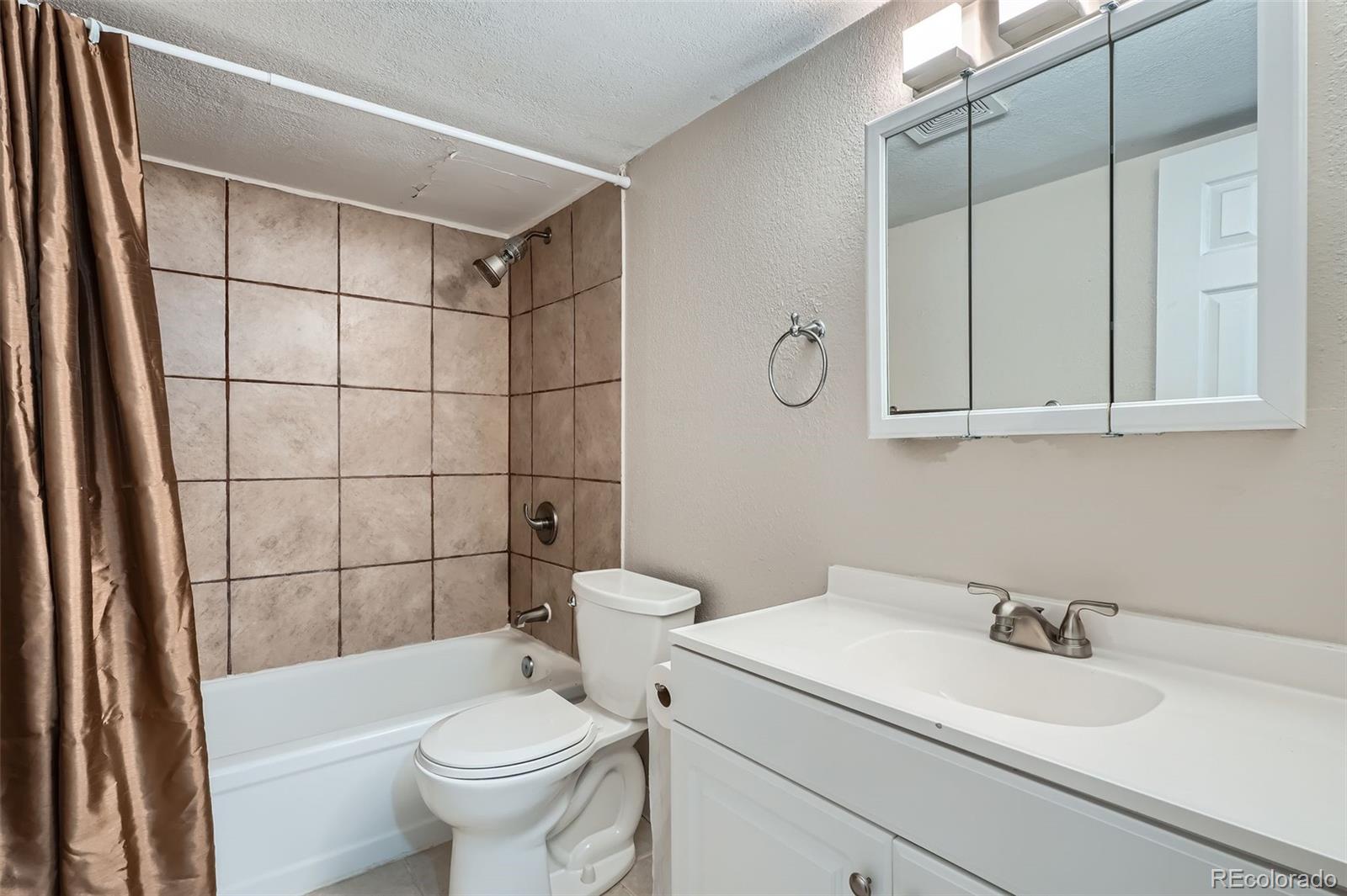 MLS Image #16 for 4643 s lowell boulevard b,denver, Colorado