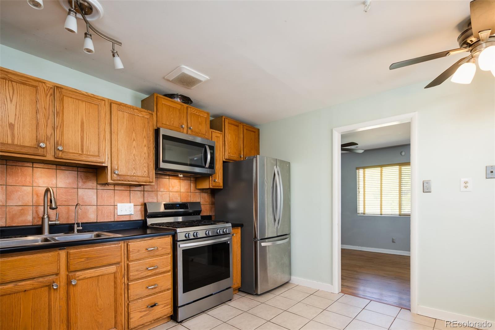 MLS Image #4 for 1735 s wyandot street,denver, Colorado