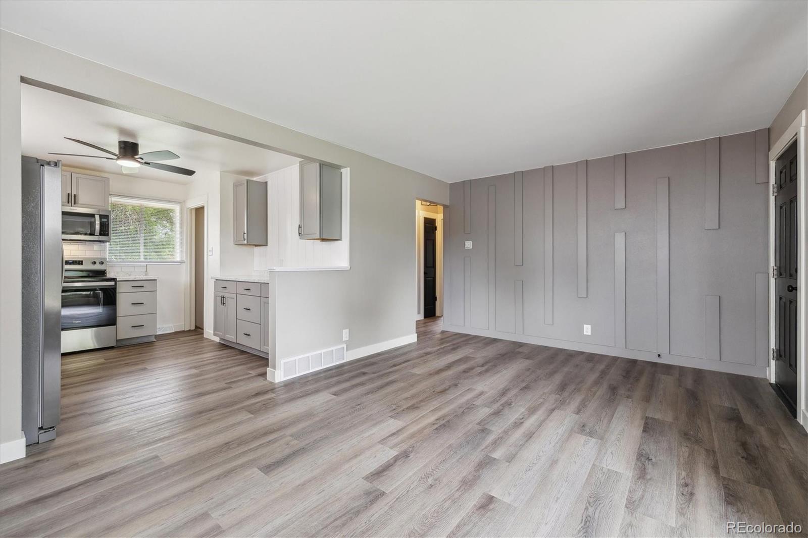 MLS Image #10 for 7833  raritan street,denver, Colorado