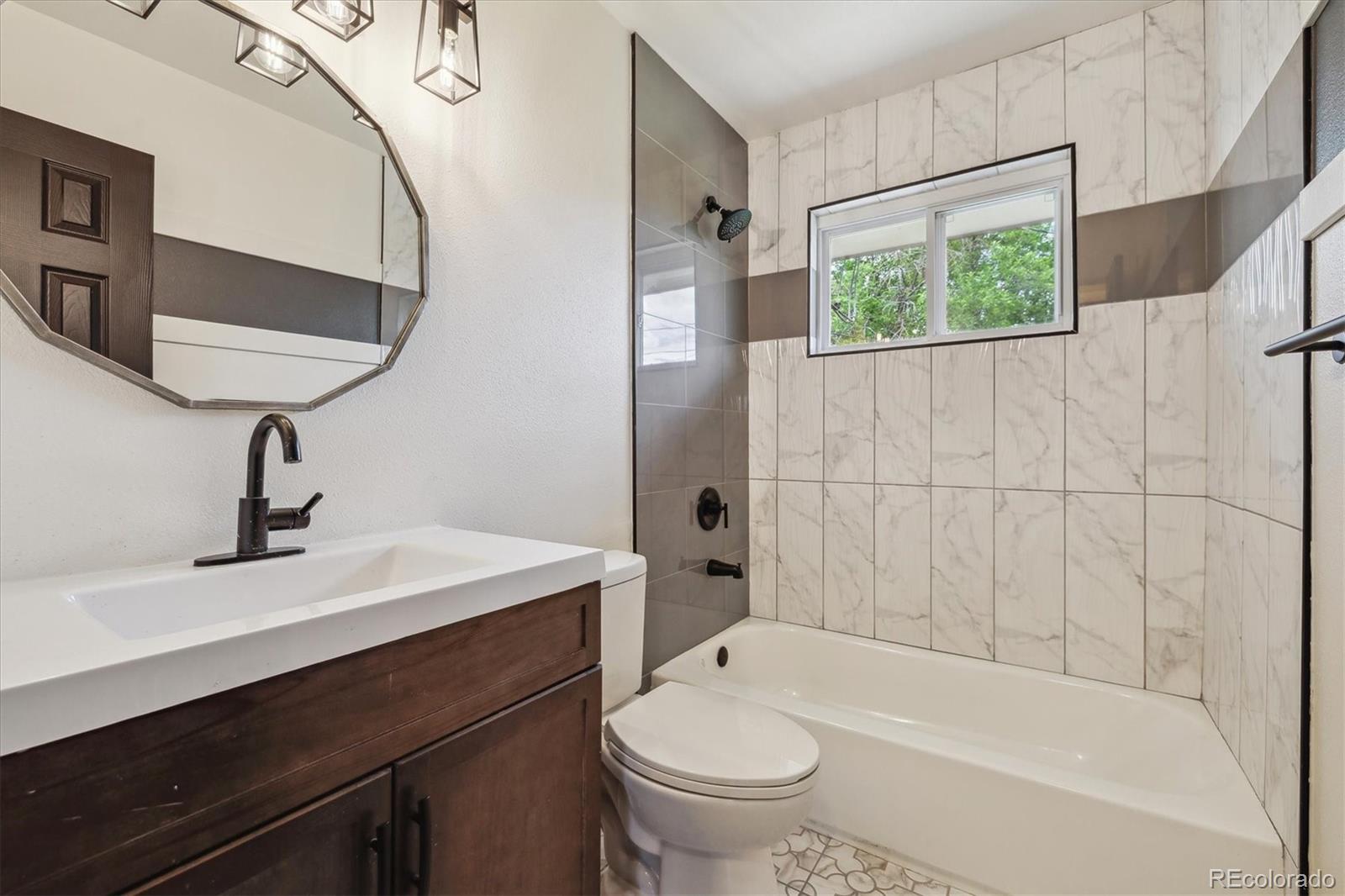 MLS Image #17 for 7833  raritan street,denver, Colorado