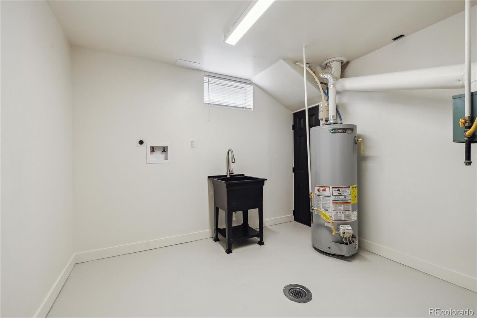 MLS Image #19 for 7833  raritan street,denver, Colorado