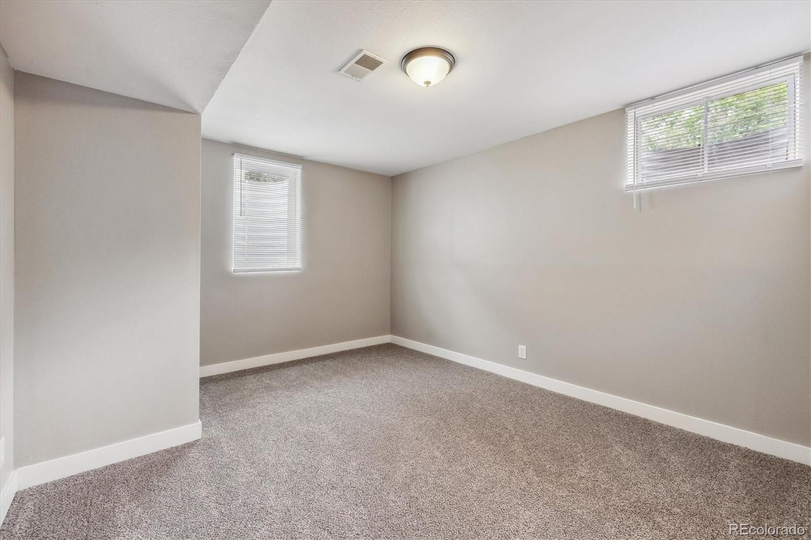 MLS Image #20 for 7833  raritan street,denver, Colorado
