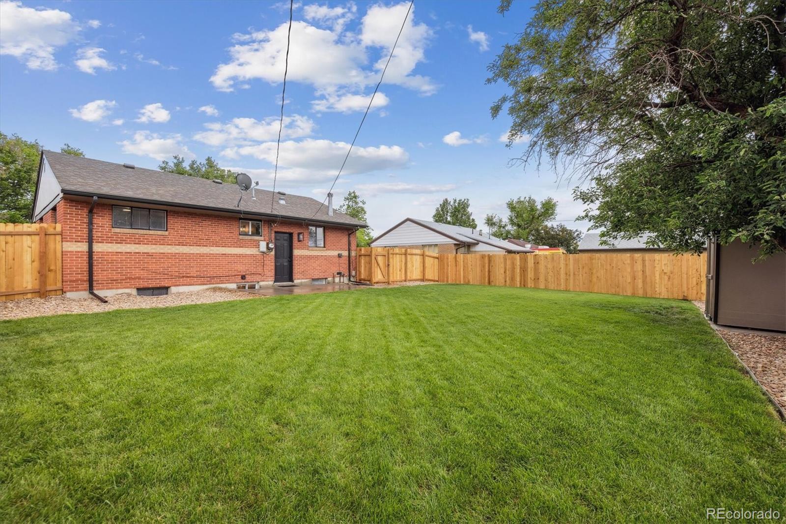 MLS Image #24 for 7833  raritan street,denver, Colorado