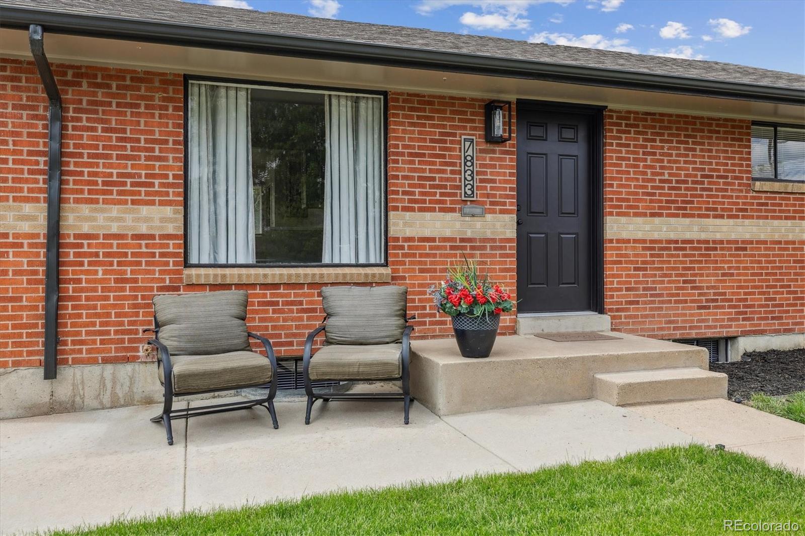 MLS Image #3 for 7833  raritan street,denver, Colorado