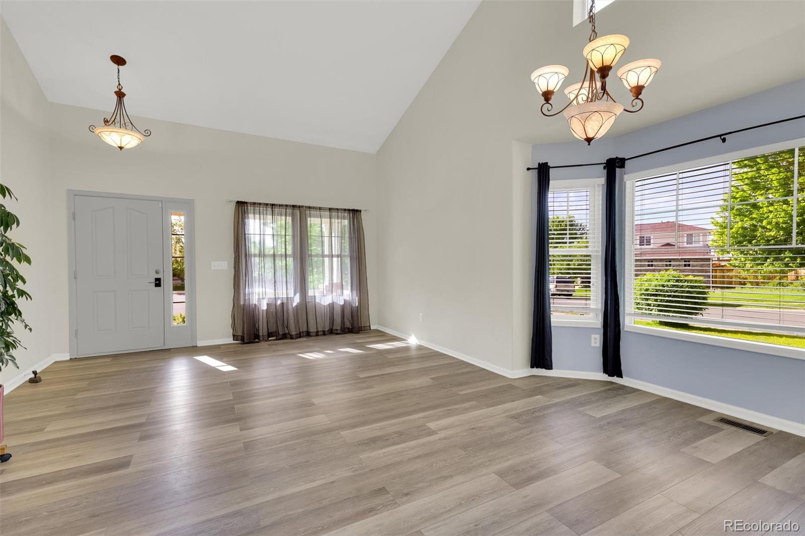 MLS Image #13 for 3109 s jebel way,aurora, Colorado