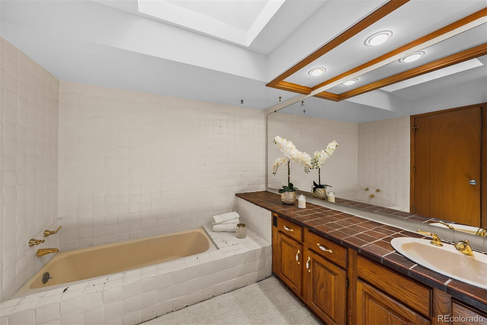 MLS Image #22 for 10159 e fair circle,englewood, Colorado