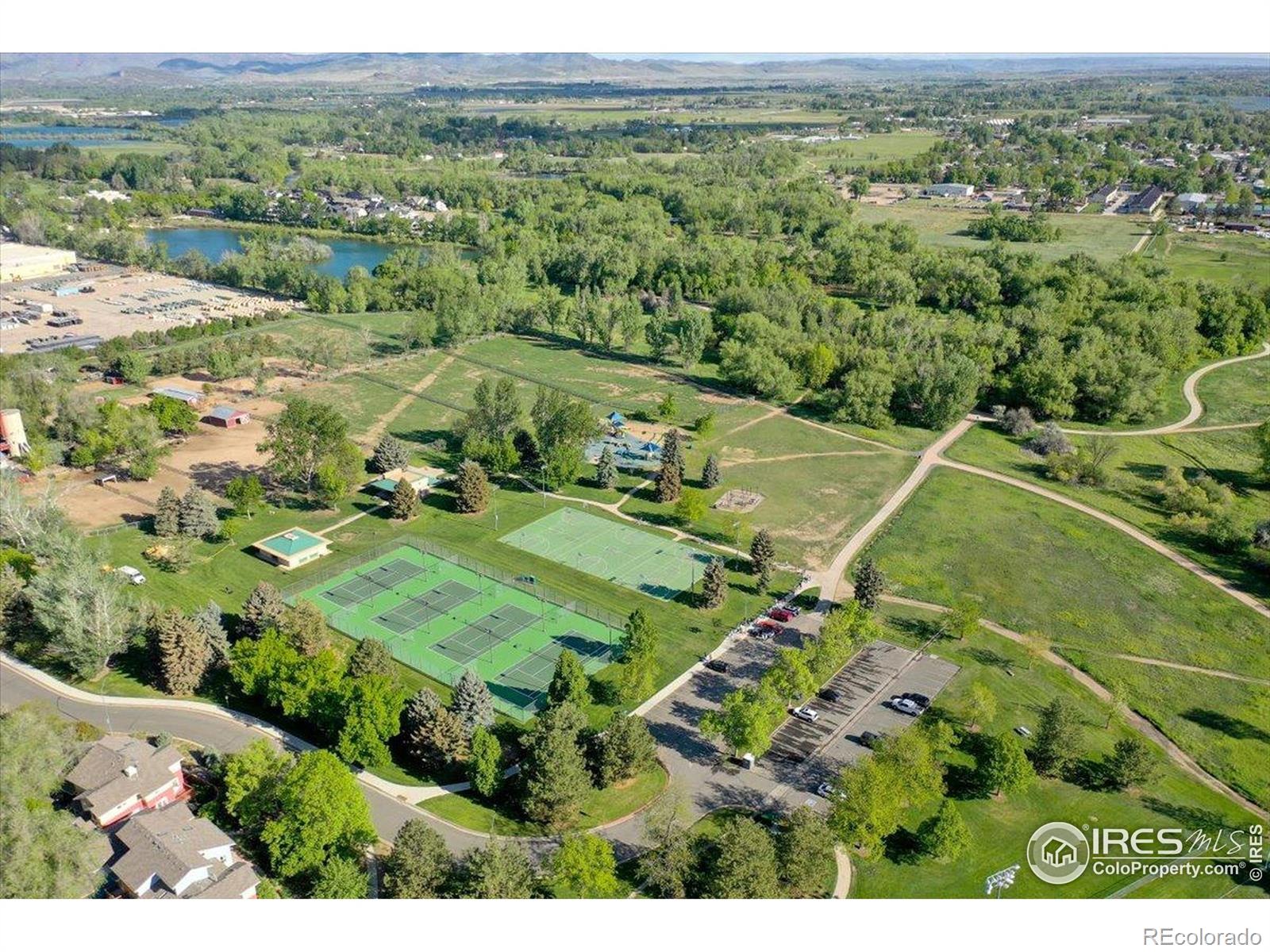 MLS Image #37 for 824  aztec drive,fort collins, Colorado