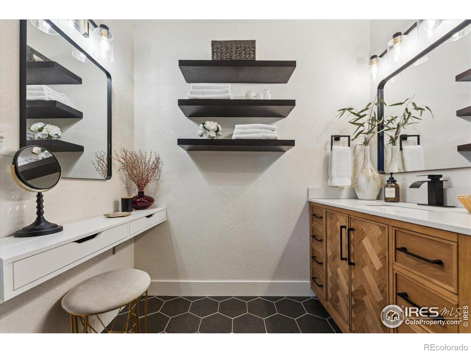 MLS Image #4 for 824  aztec drive,fort collins, Colorado