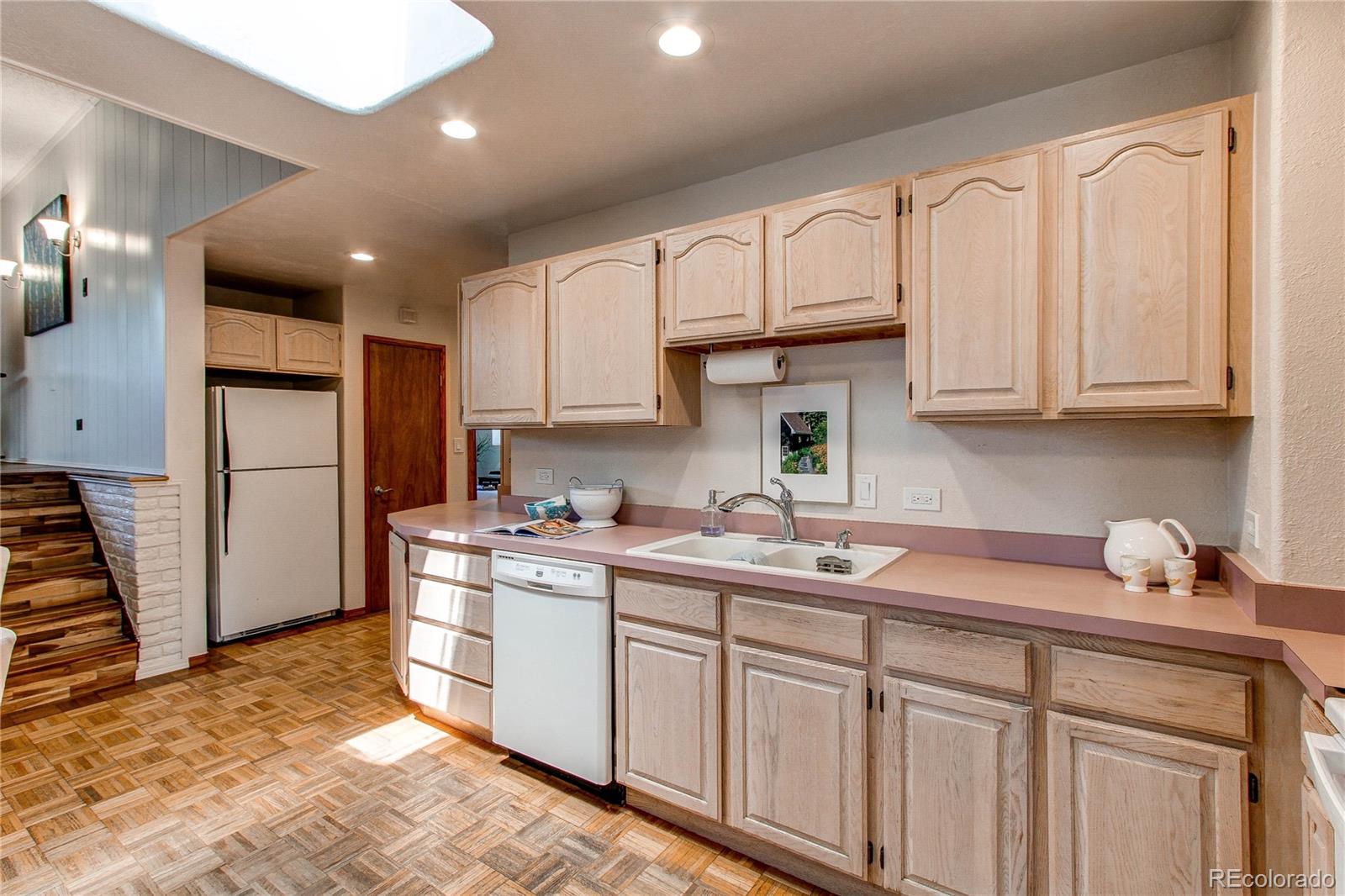 MLS Image #11 for 753 s utica street,denver, Colorado