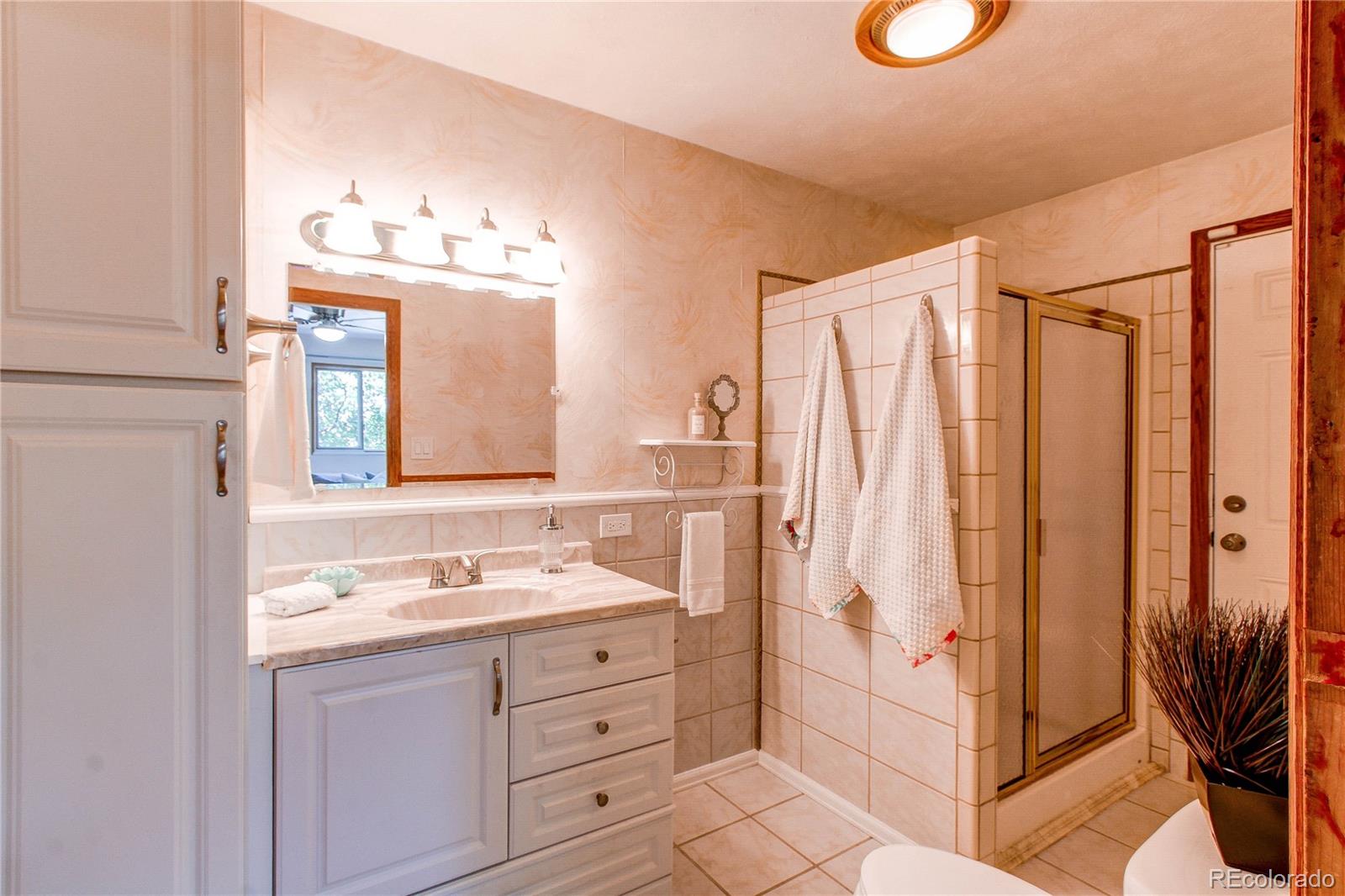 MLS Image #20 for 753 s utica street,denver, Colorado
