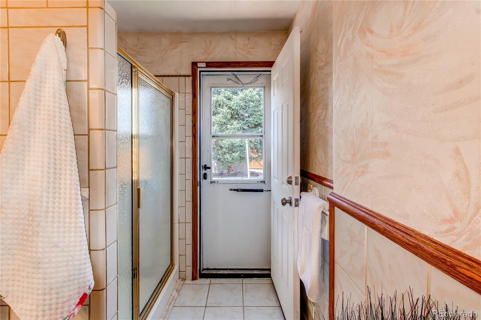 MLS Image #21 for 753 s utica street,denver, Colorado