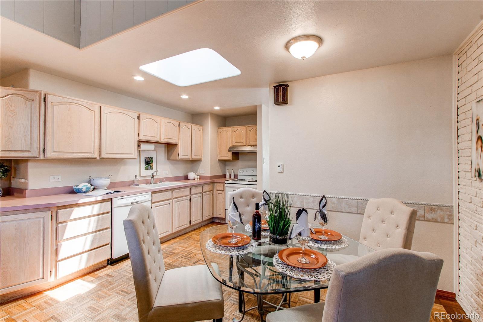 MLS Image #9 for 753 s utica street,denver, Colorado