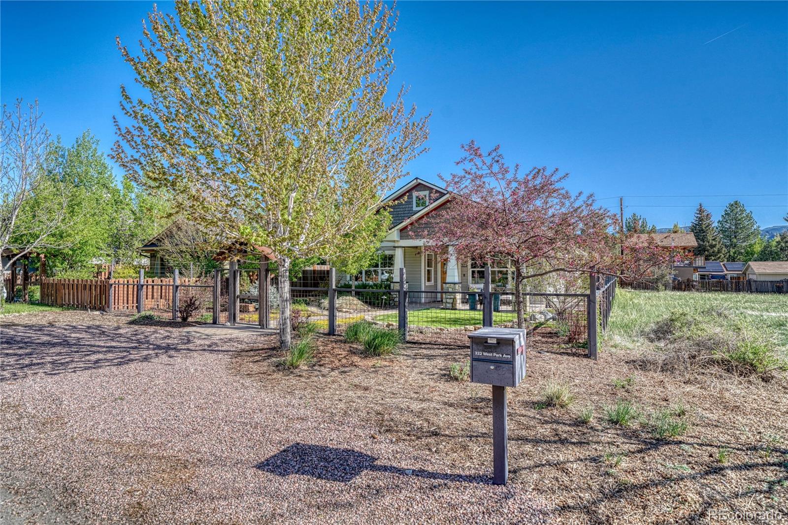 CMA Image for 322 W Park Avenue,Salida, Colorado