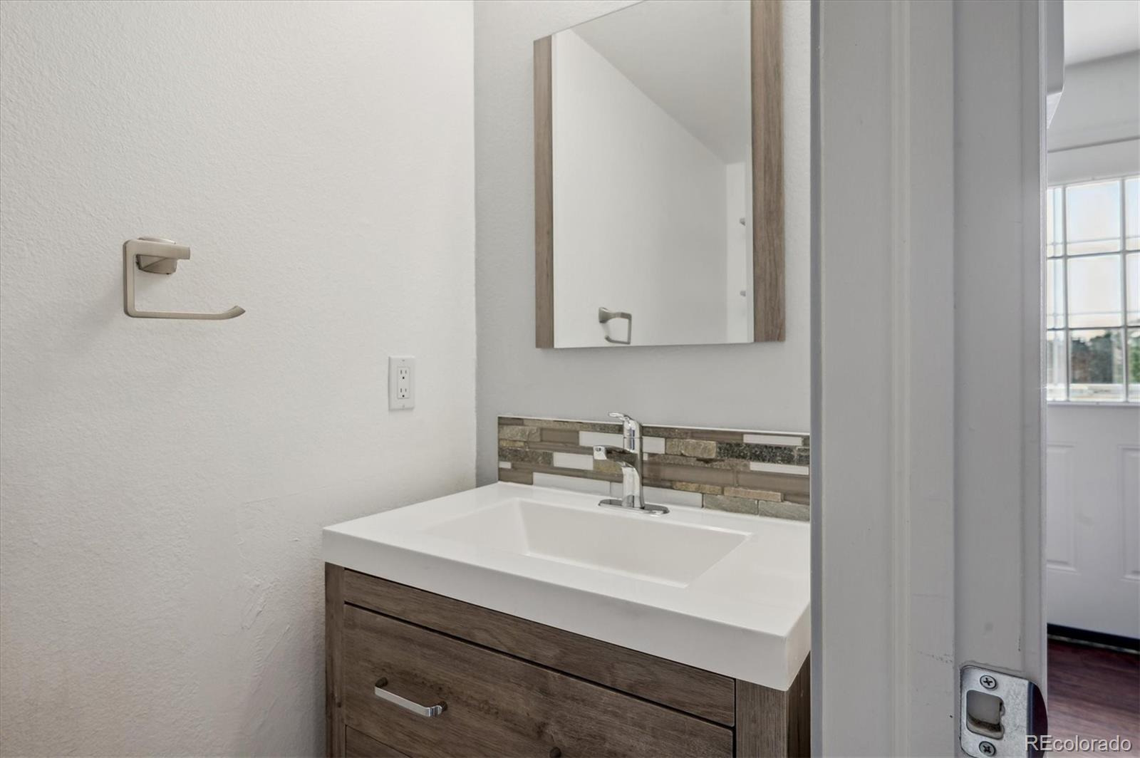 MLS Image #10 for 9679 w chatfield avenue,littleton, Colorado