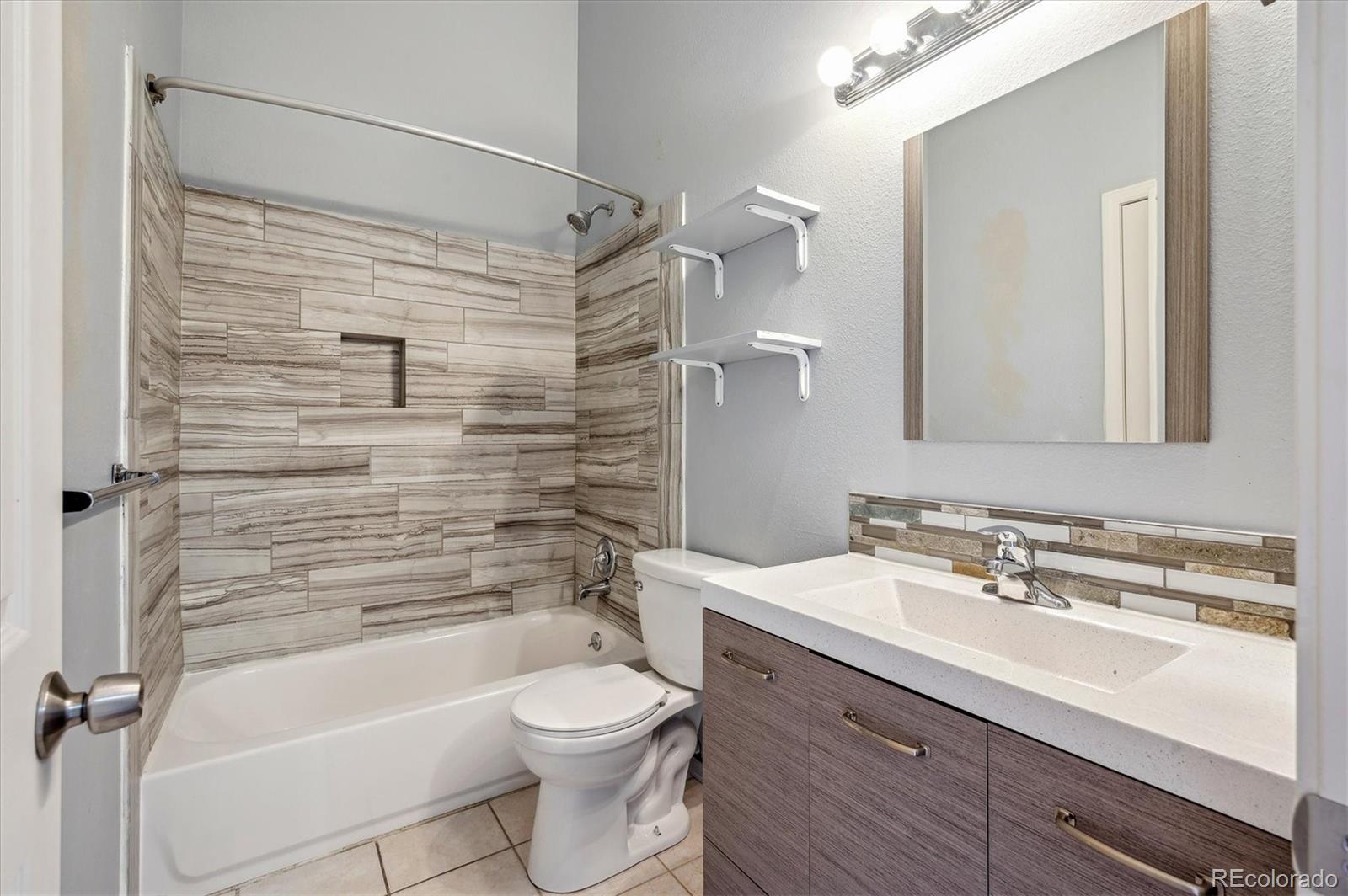 MLS Image #12 for 9679 w chatfield avenue,littleton, Colorado