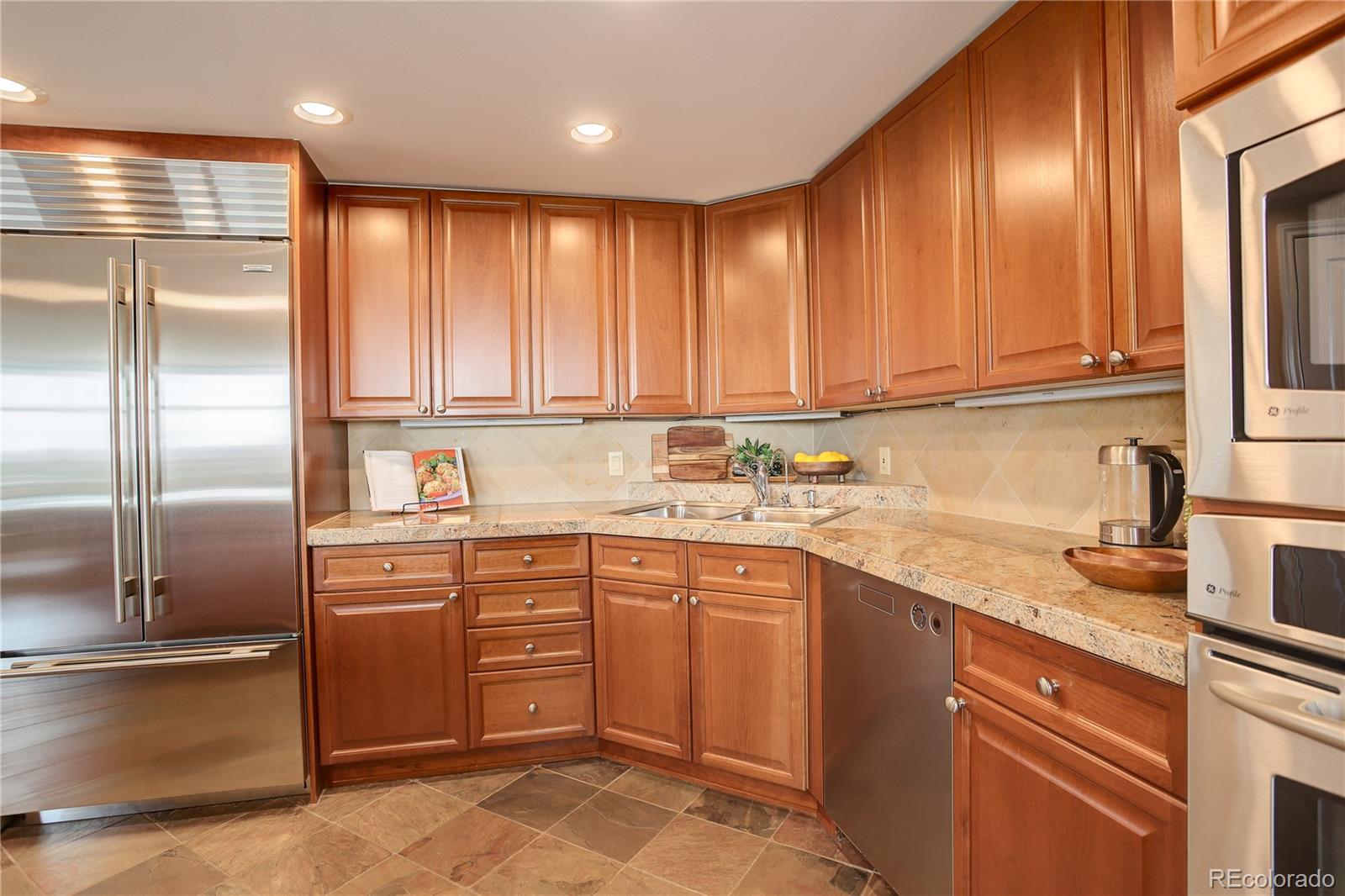 MLS Image #13 for 8100 e union avenue 1502,denver, Colorado