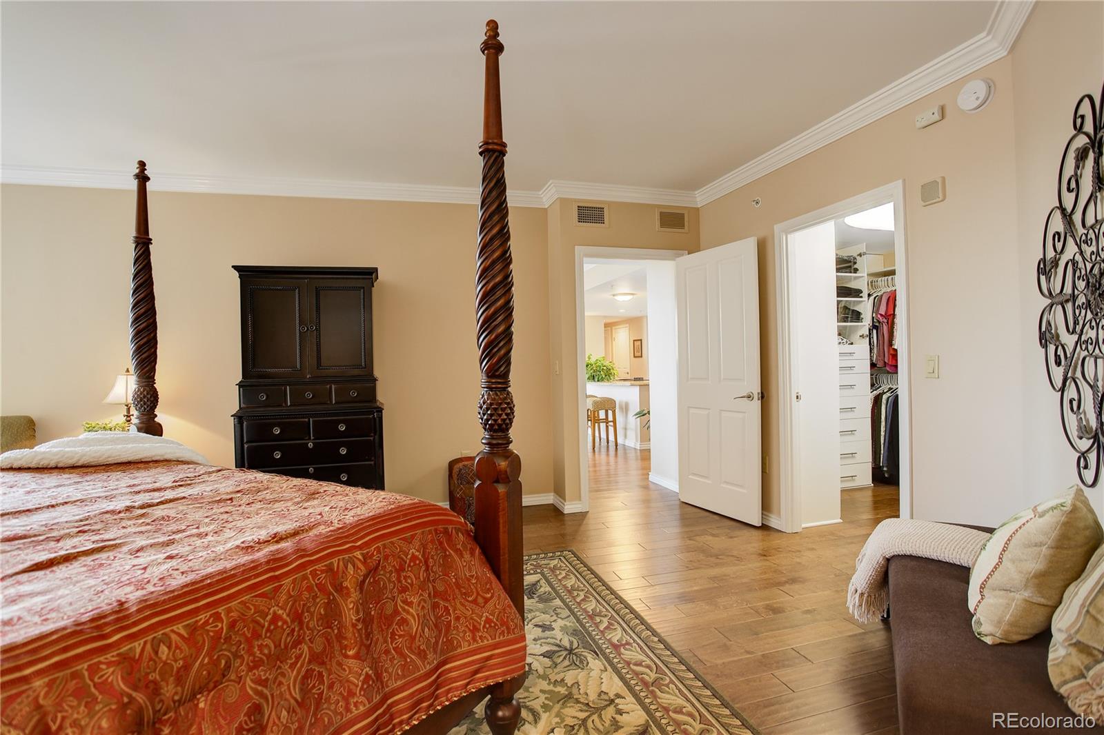 MLS Image #18 for 8100 e union avenue 1502,denver, Colorado