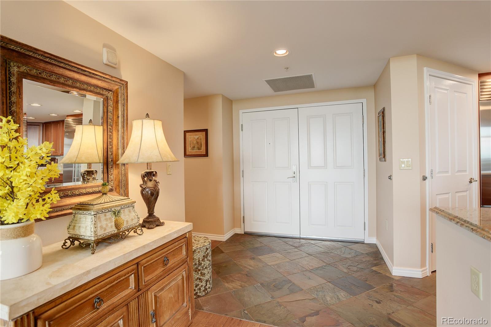 MLS Image #6 for 8100 e union avenue 1502,denver, Colorado
