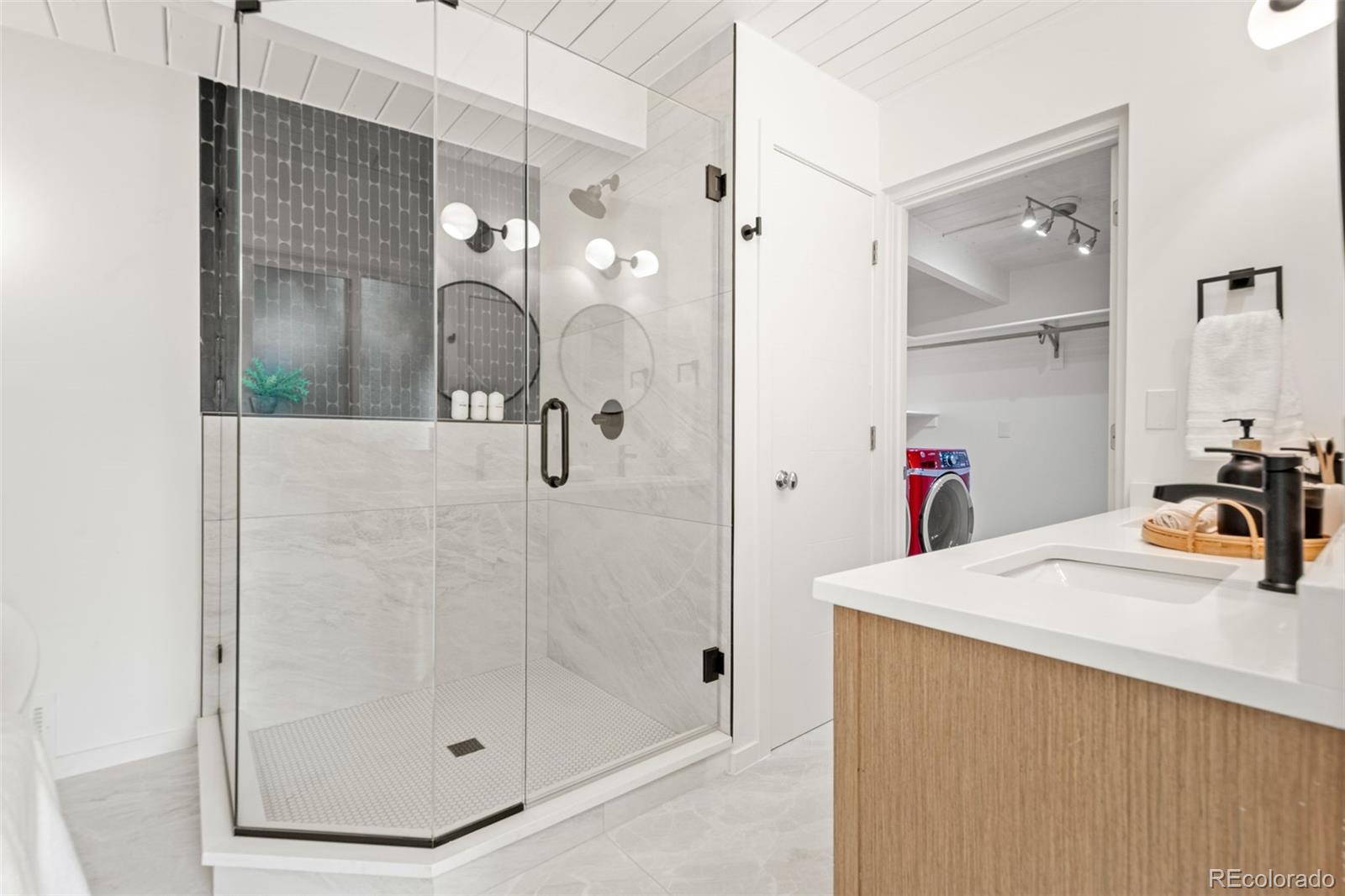 MLS Image #27 for 1440 s dahlia street,denver, Colorado