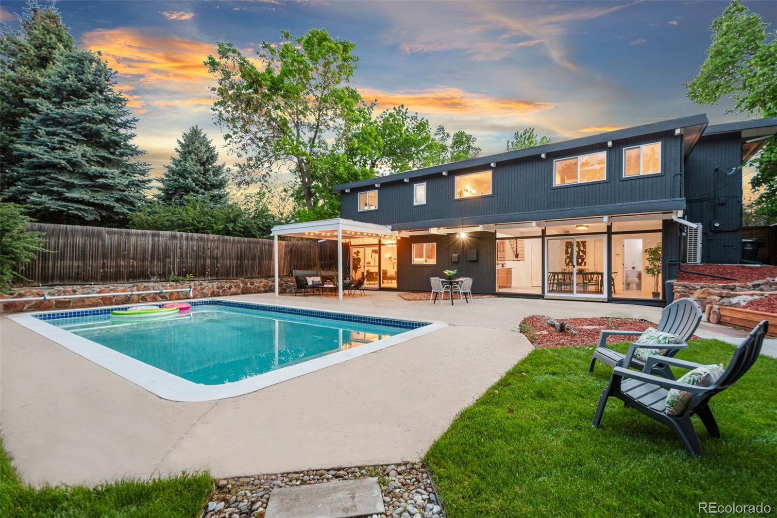 MLS Image #3 for 1440 s dahlia street,denver, Colorado