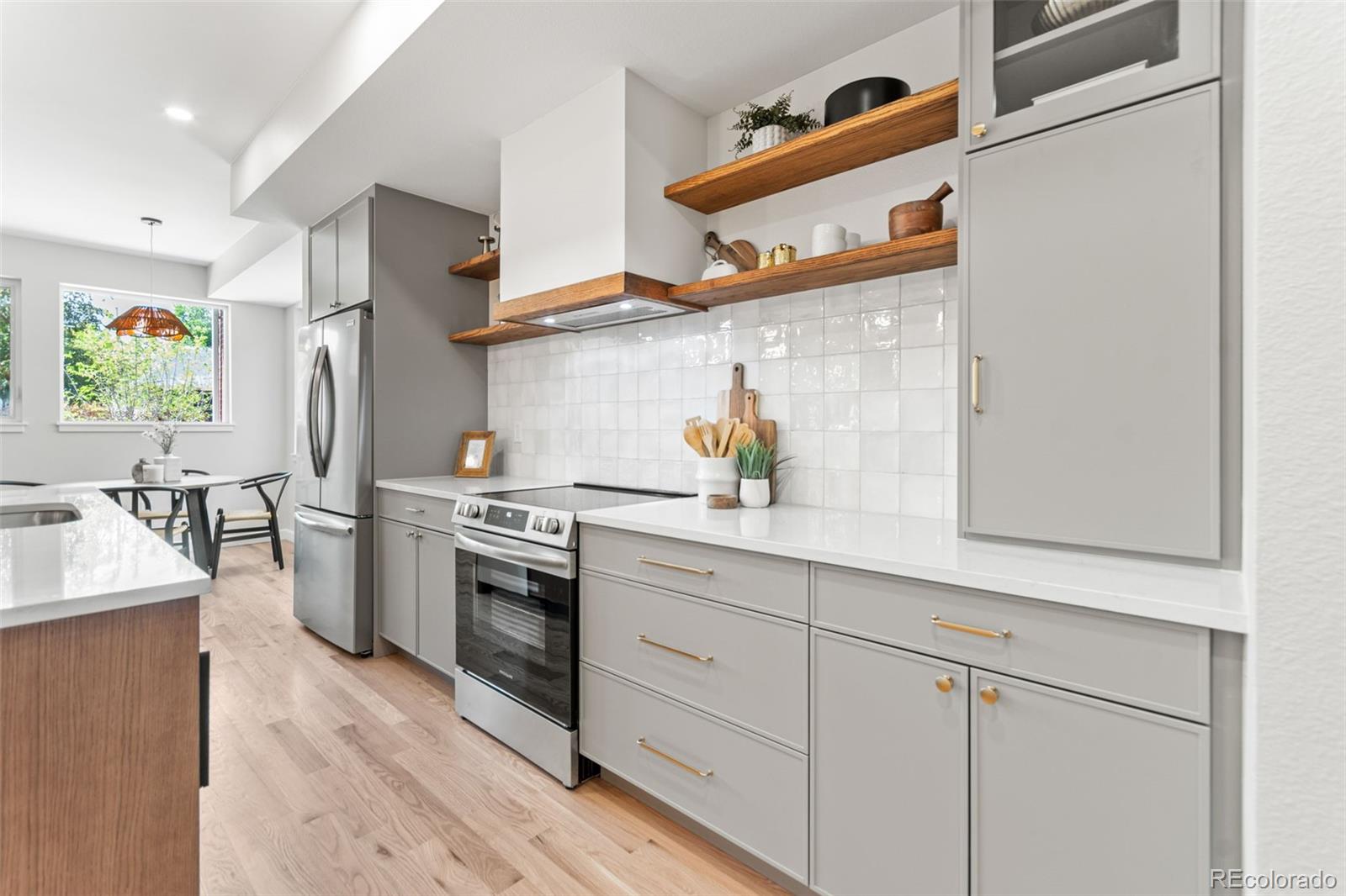 MLS Image #11 for 1048  knox court,denver, Colorado