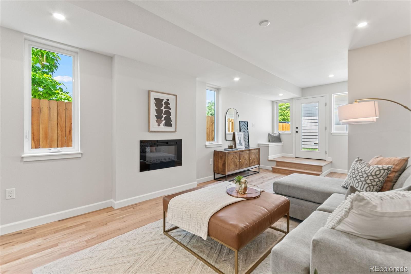 MLS Image #17 for 1048  knox court,denver, Colorado