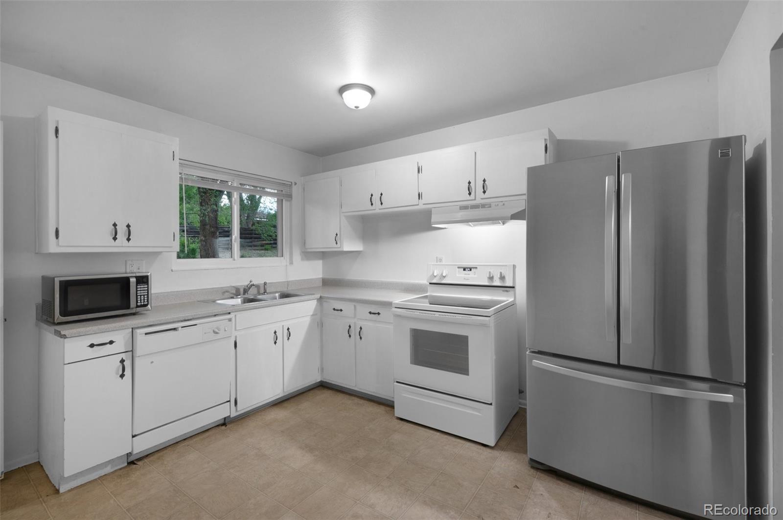 MLS Image #13 for 838  kingsley drive,colorado springs, Colorado