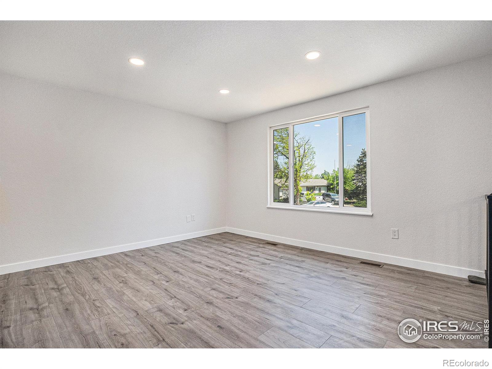 MLS Image #4 for 15904 e bates place,aurora, Colorado