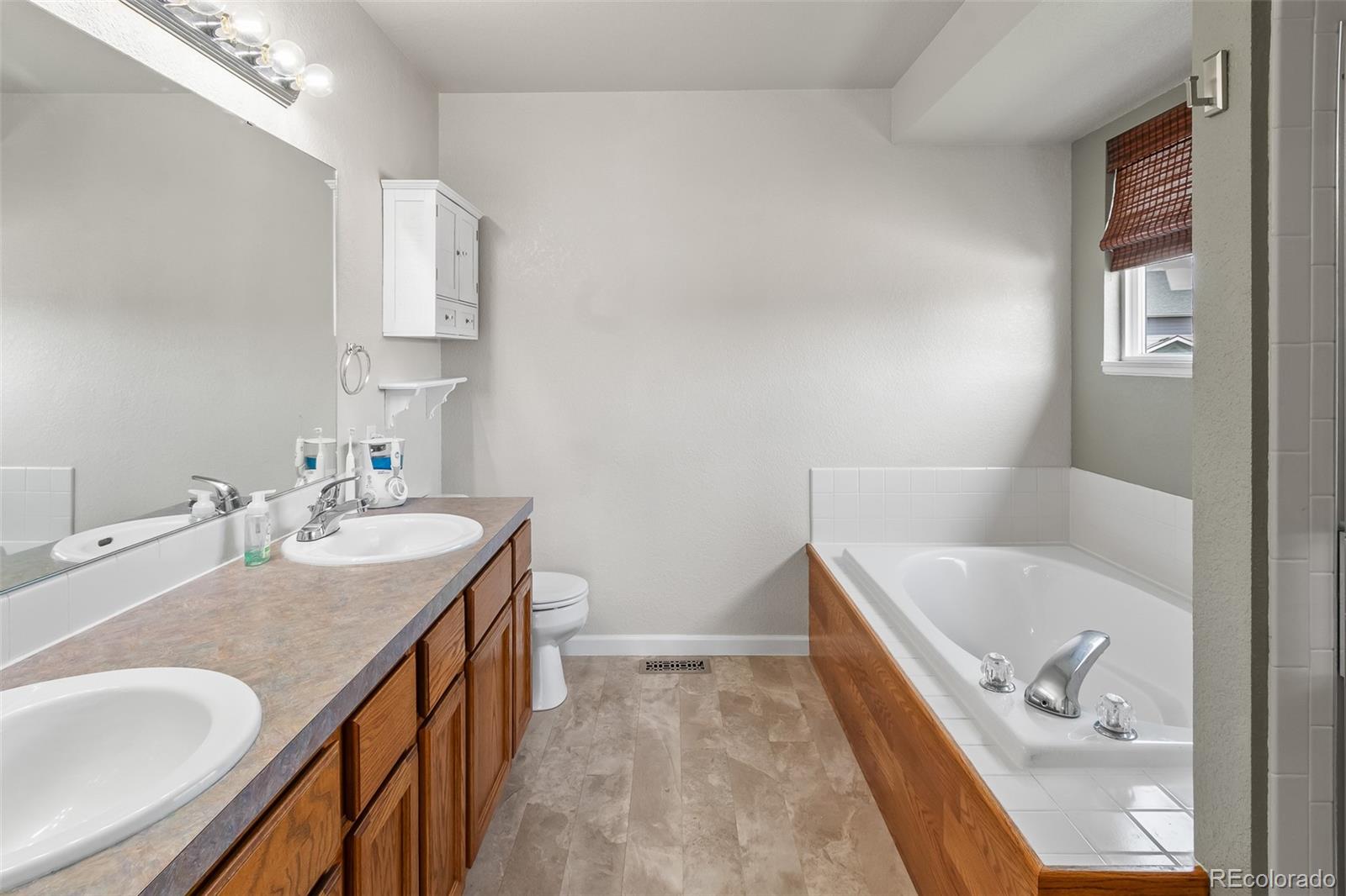 MLS Image #16 for 1545  august lane,brighton, Colorado