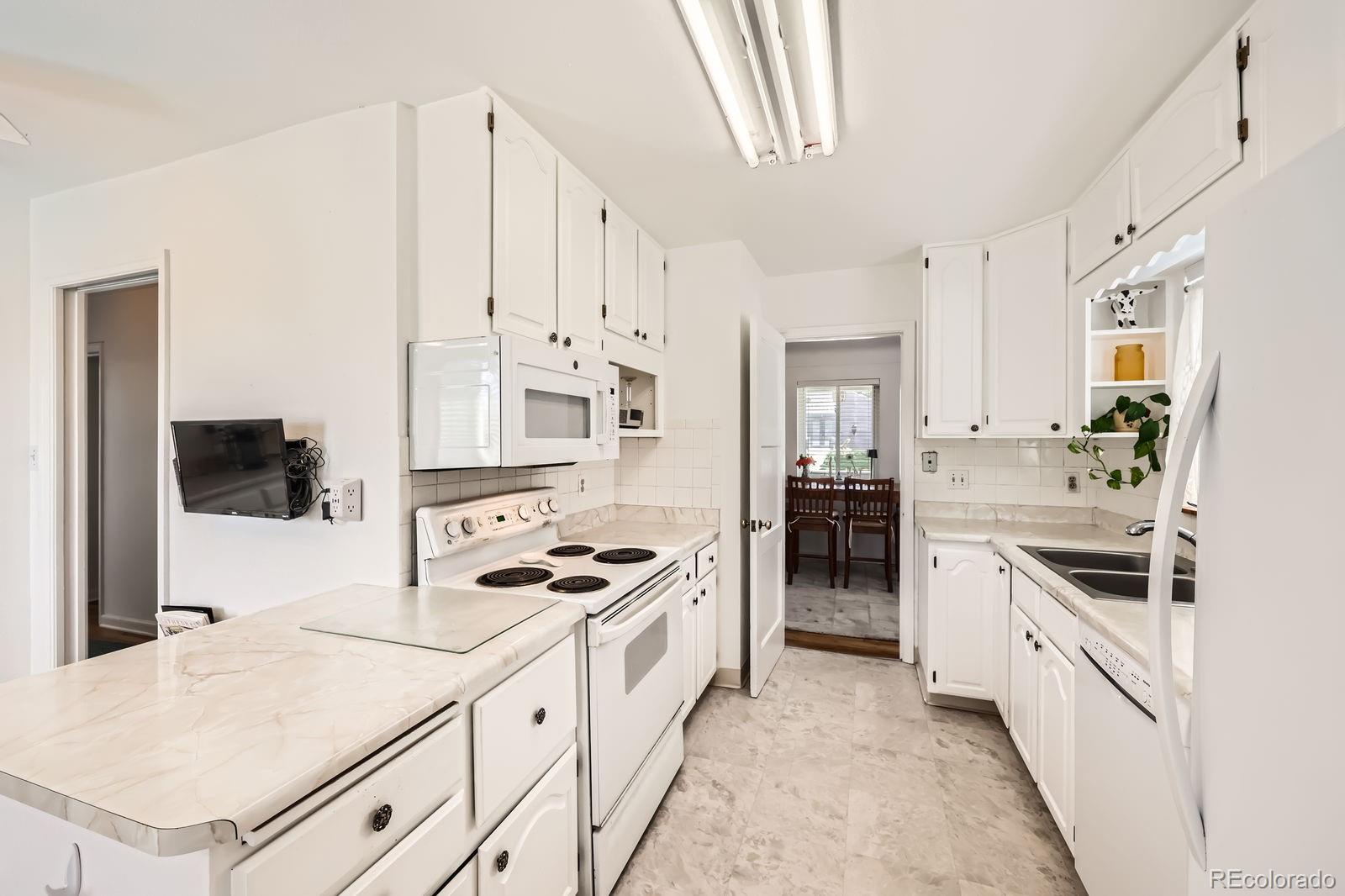 MLS Image #10 for 2361  olive street,denver, Colorado