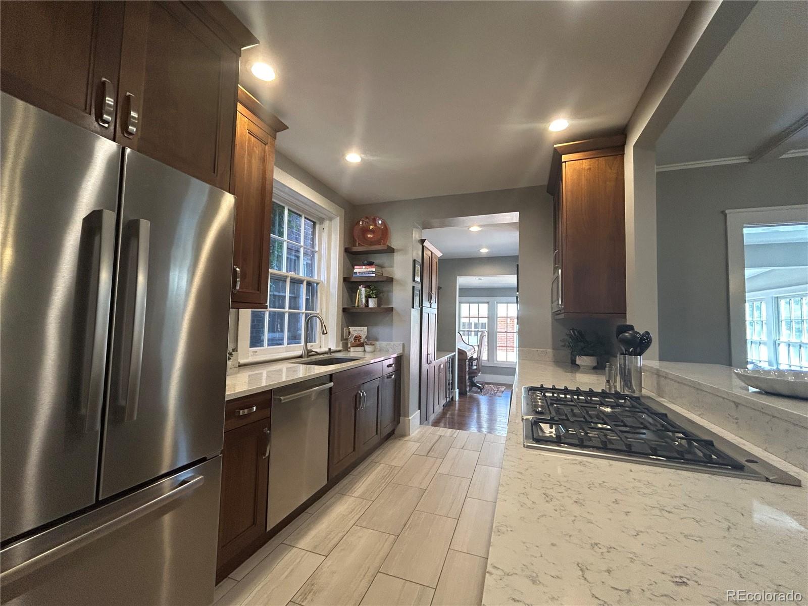 MLS Image #7 for 724 n franklin street,denver, Colorado