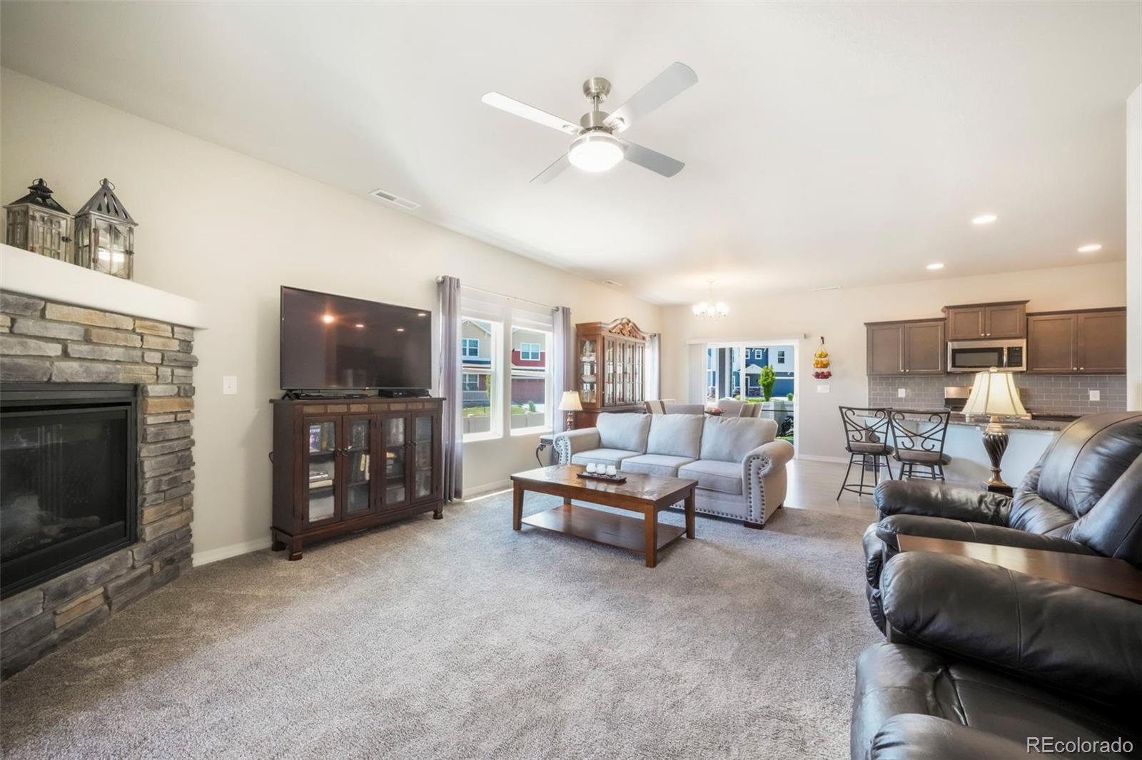 MLS Image #4 for 4630  zircon drive,colorado springs, Colorado