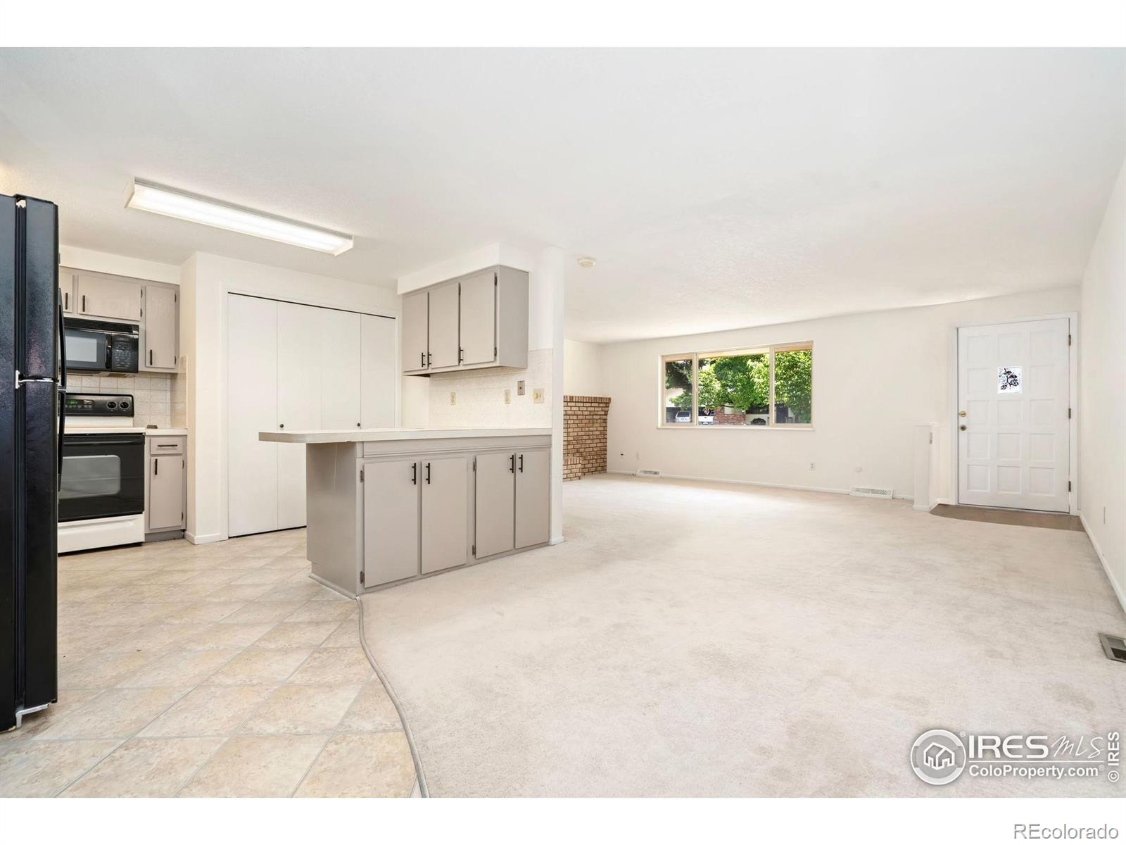 MLS Image #4 for 2652  glendevey drive,loveland, Colorado