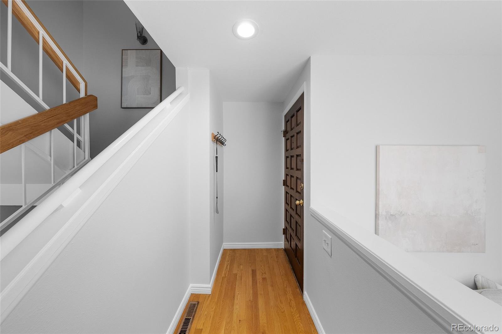 MLS Image #15 for 1050 s monaco parkway,denver, Colorado