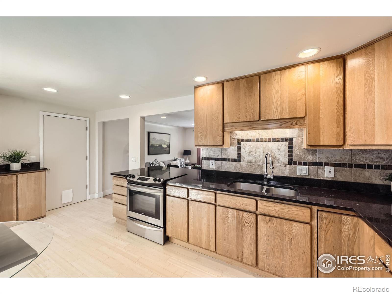 MLS Image #5 for 630 s 45th street,boulder, Colorado